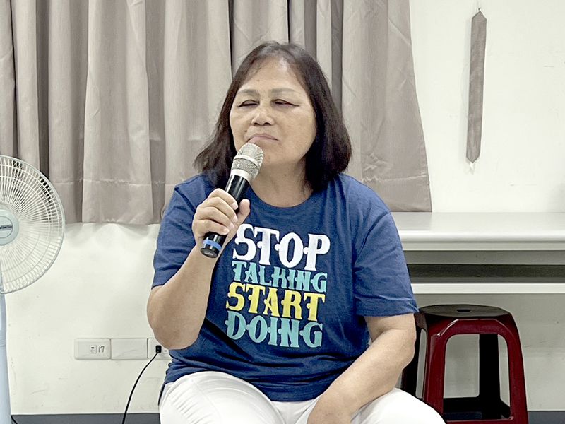 2025-10 (心話語)「視力少了一點，卻為我帶來更多的勇氣；只要堅持向前，沒有到不了的地方。」封面圖