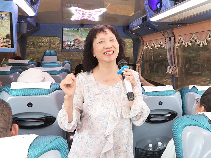 2026-06  (心話語)雖然無法再看見世界的模樣，卻更真切地感受到，與親友相處的溫暖   比任何風景都來得動人。封面圖